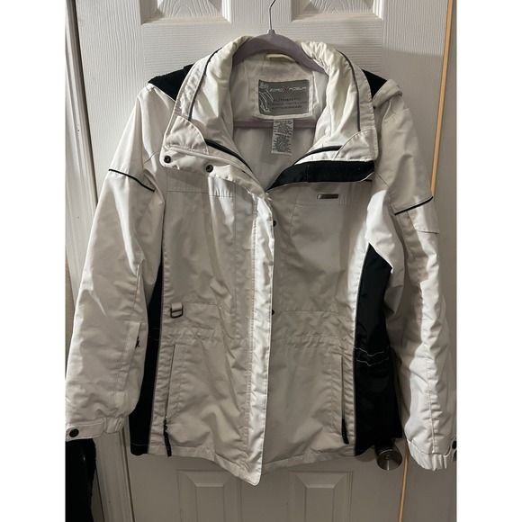 ZeroXposur Jackets & Blazers - ZEROXPOSUR Women's 8/10 White Winter Jacket Plush Ski Snow Coat Activewear